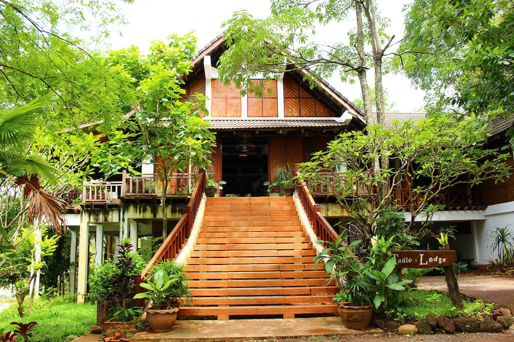 Tad Lo Lodge